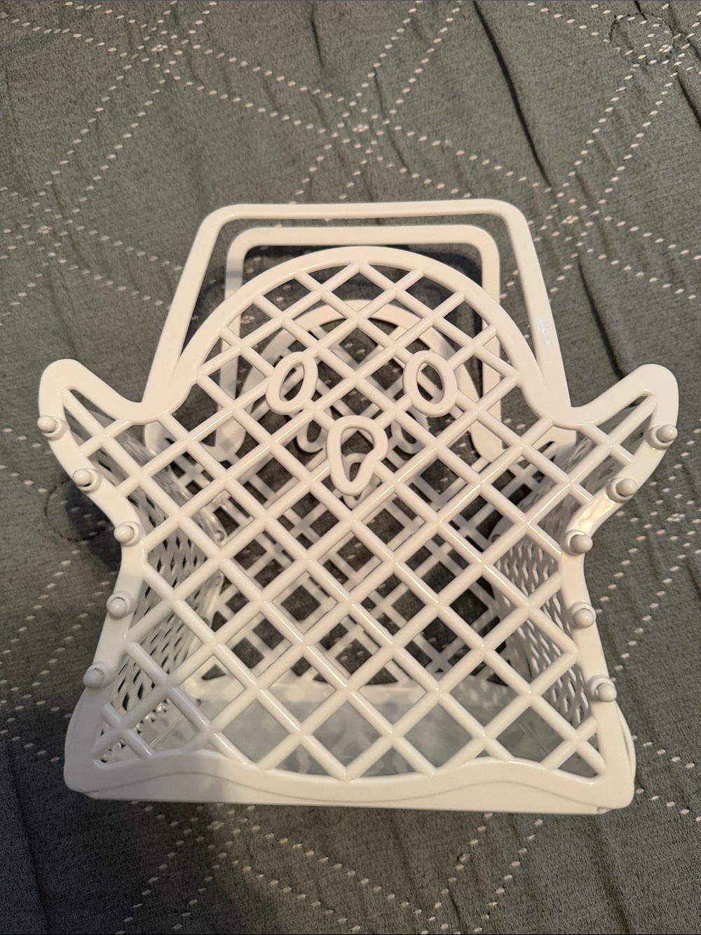 White Plastic Ghost Basket Tote
